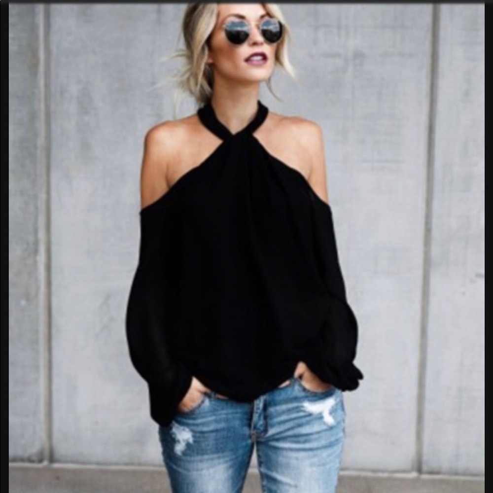 Vici Off the shoulder top black blouse